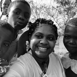 Meet your Posher, Elizabeth